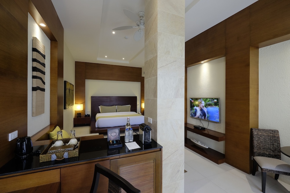 KANDAYA RESORT 32/76