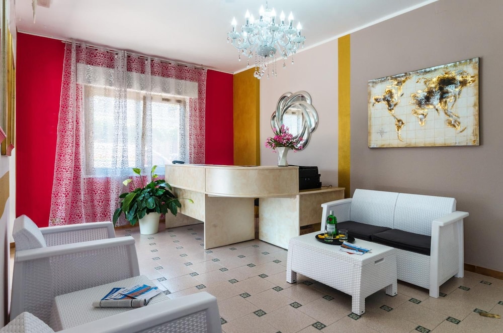 Hotel Romantik 24/50