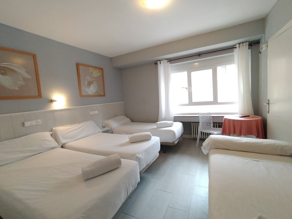 Hostal Albero 2/26