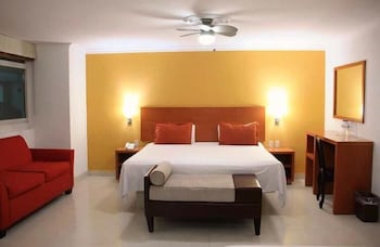 Hotel Grand River Plaza 24/58