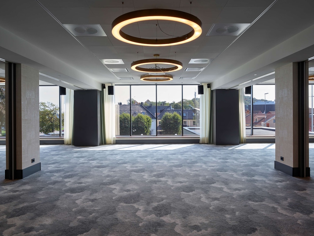 Radisson Blu Caledonien Hotel, Kristiansand 70/76
