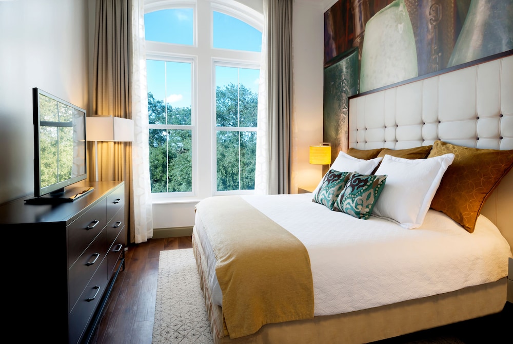 Hotel Indigo Savannah Historic District 23/83