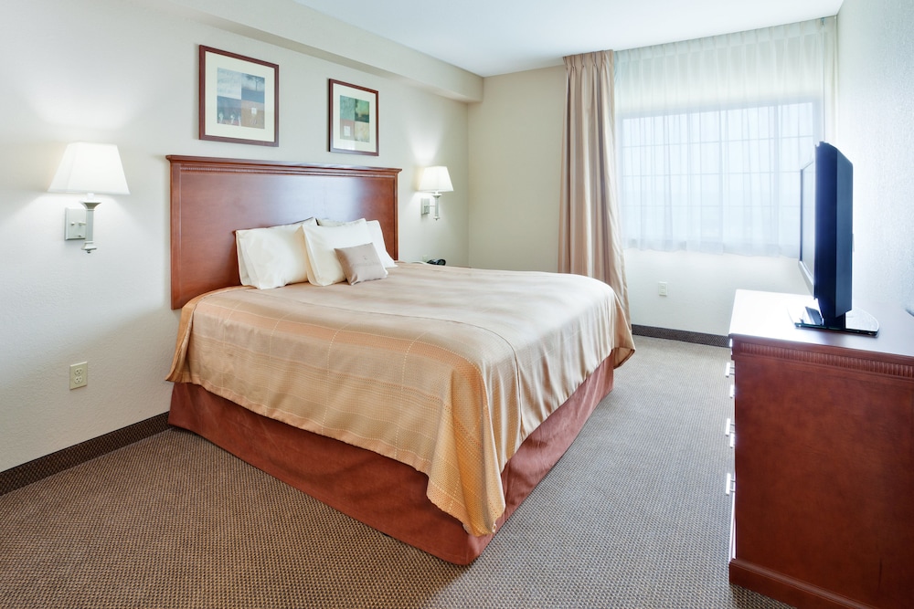 Studio, Suite, Queen Bed, Smoking