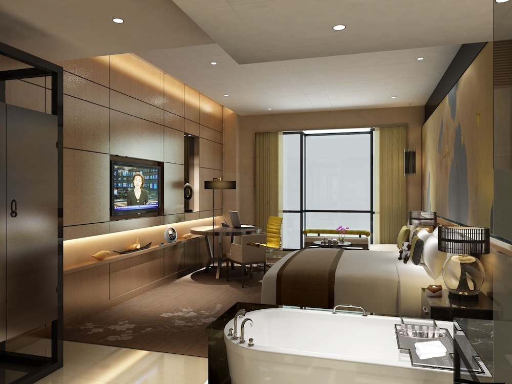 Crowne Plaza CHENGDU WEST 30/81