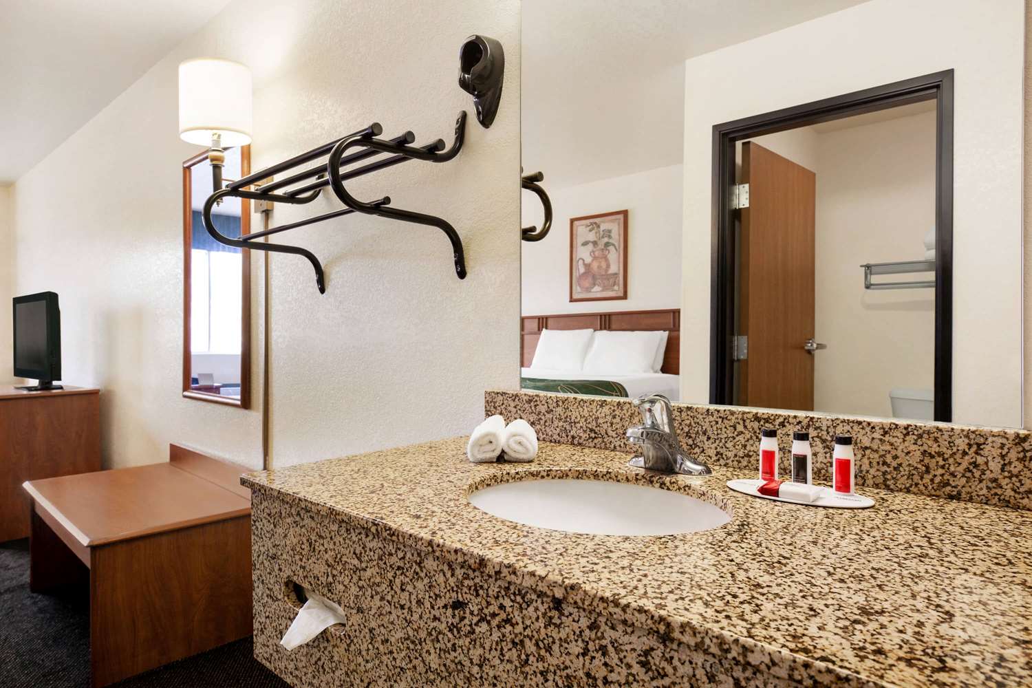 Travelodge by Wyndham North Platte 14/15