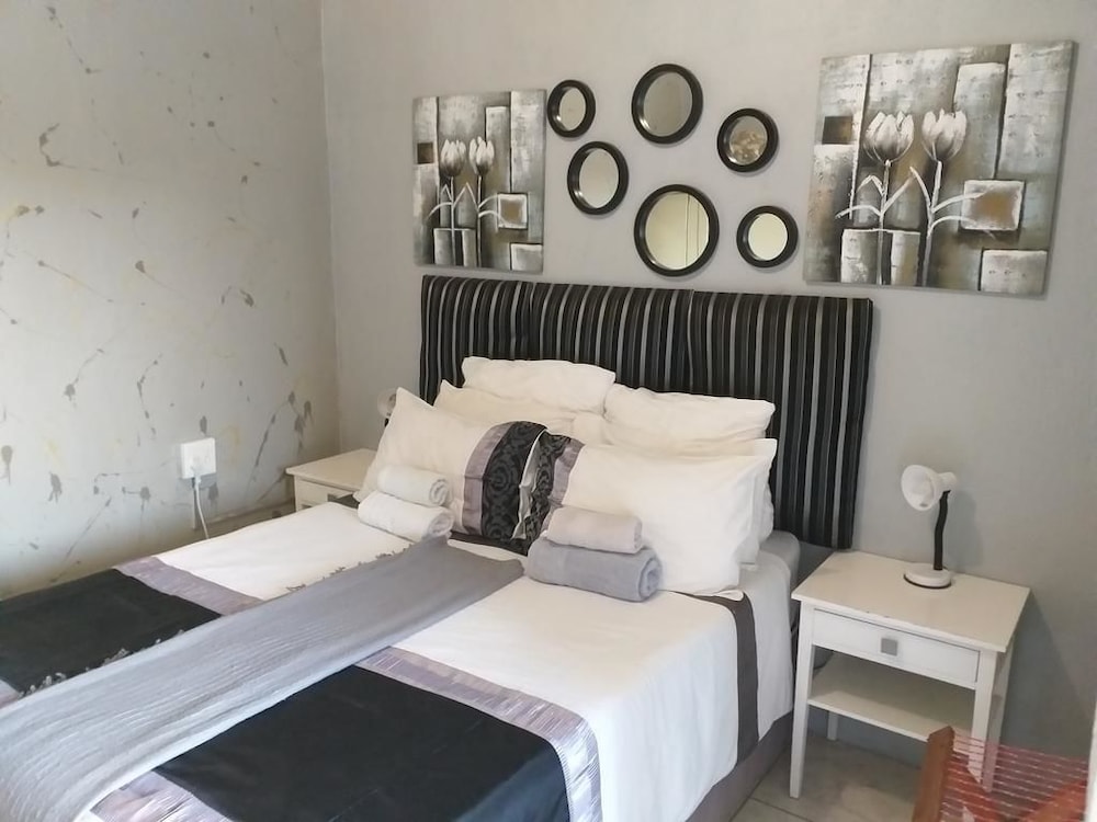 Vicky B Bed and Breakfast 8/30