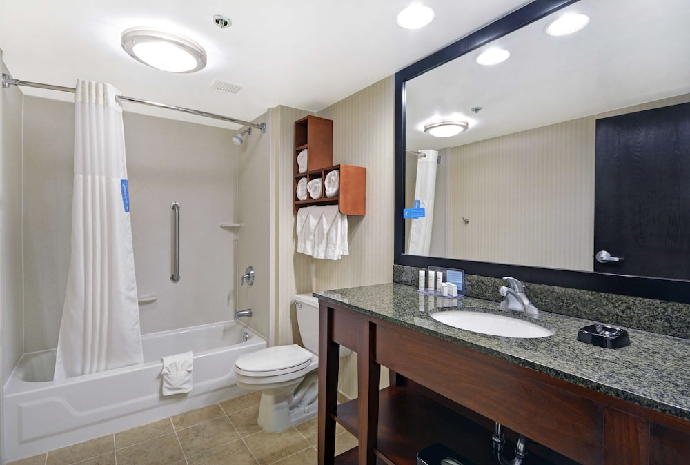 Hampton Inn Athens GA 14/70