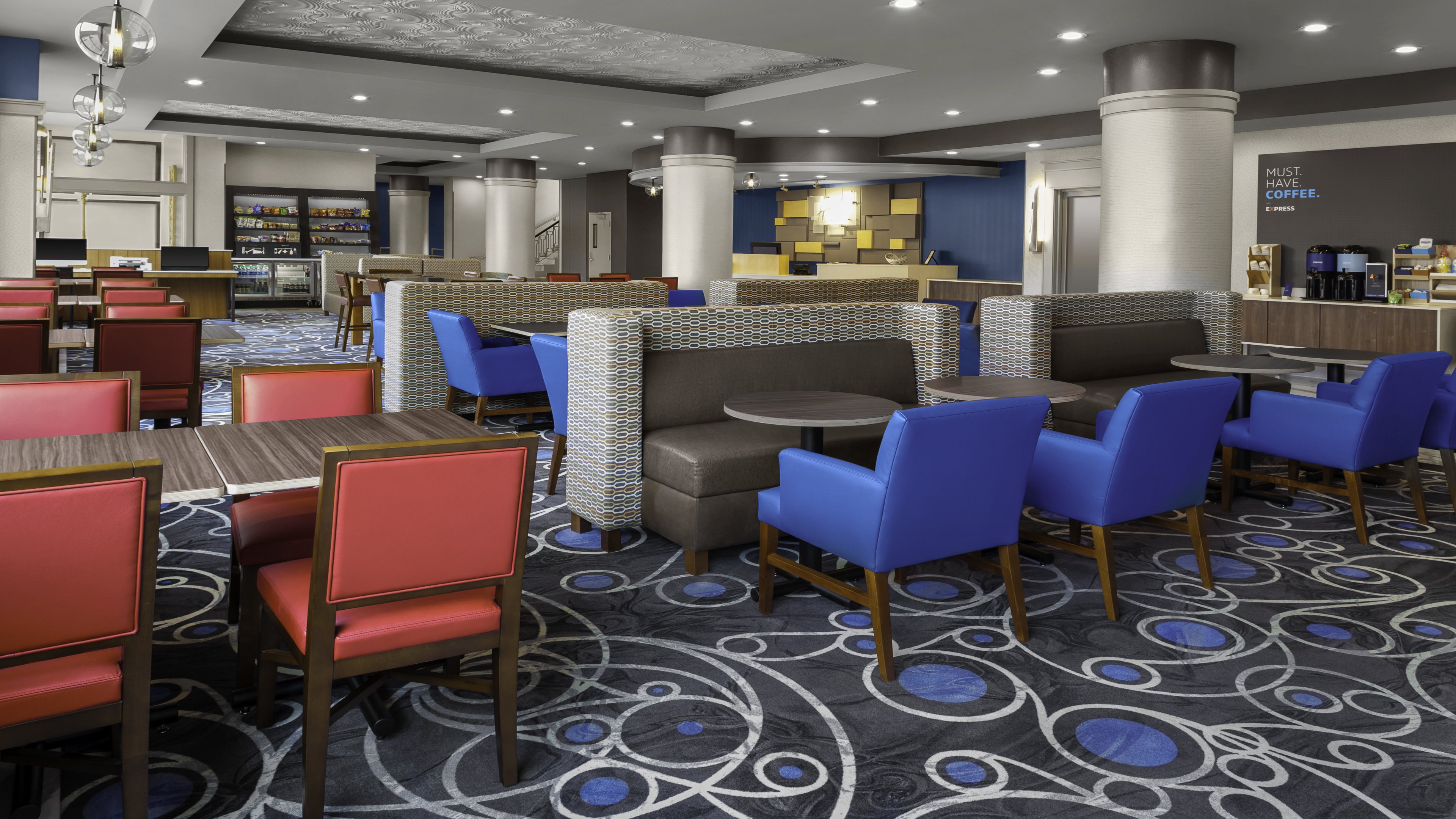 HOLIDAY INN EXPRESS KANSAS CITY DOWNTOWN 67/72
