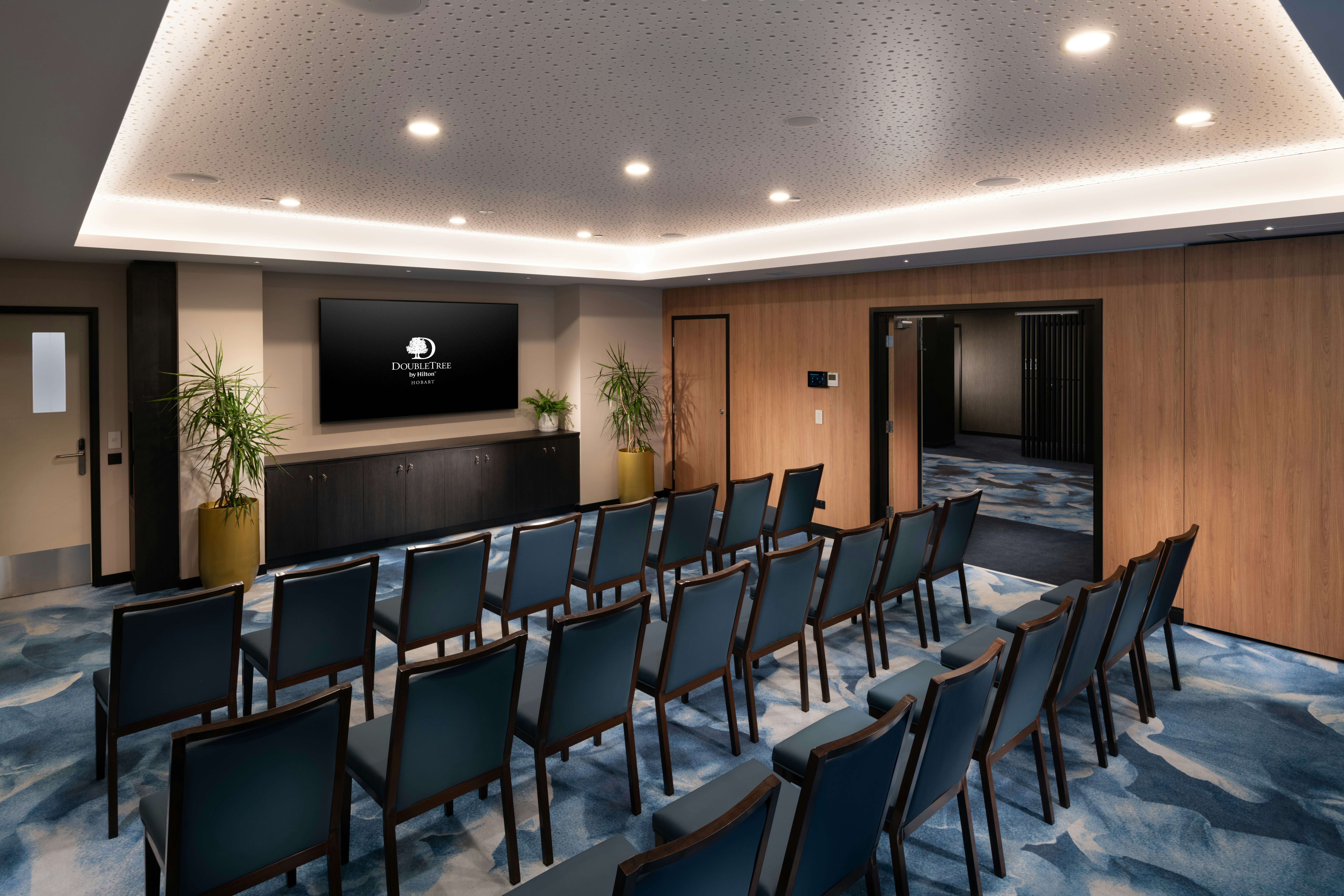 DoubleTree by Hilton Hobart 24/28