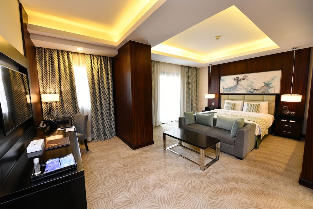 Triumph Luxury Hotel 45/64