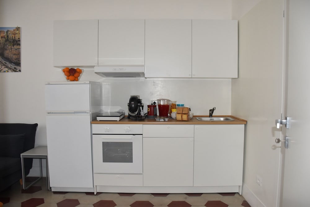 Rhegion B&B 3/40