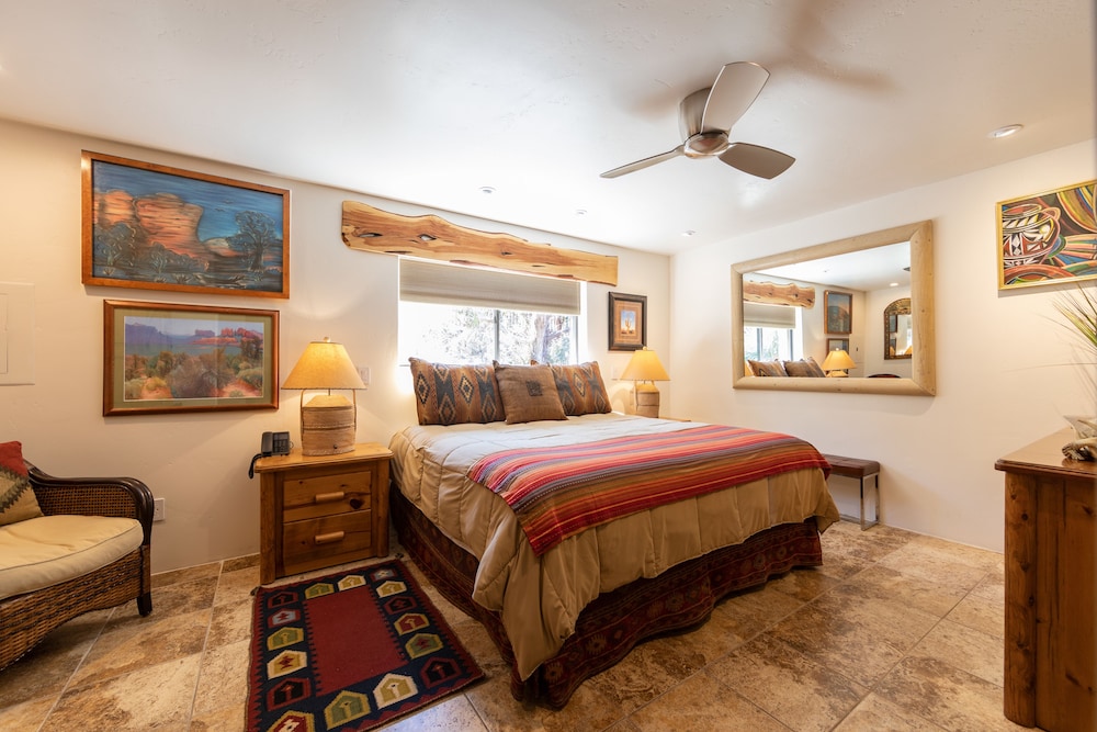 1 BEDROOM, DELUXE, SUITE, MOUNTAIN VIEW
