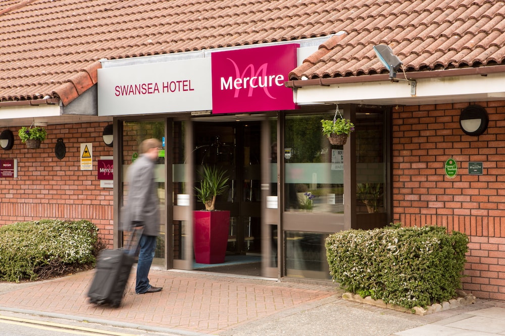 Mercure Swansea Hotel 2/61
