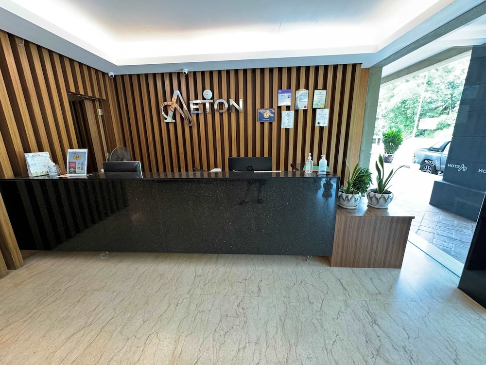 Aeton Hotel 7/61