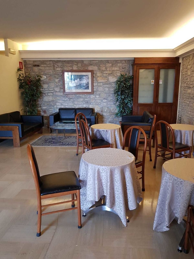 Il Castello 13/18