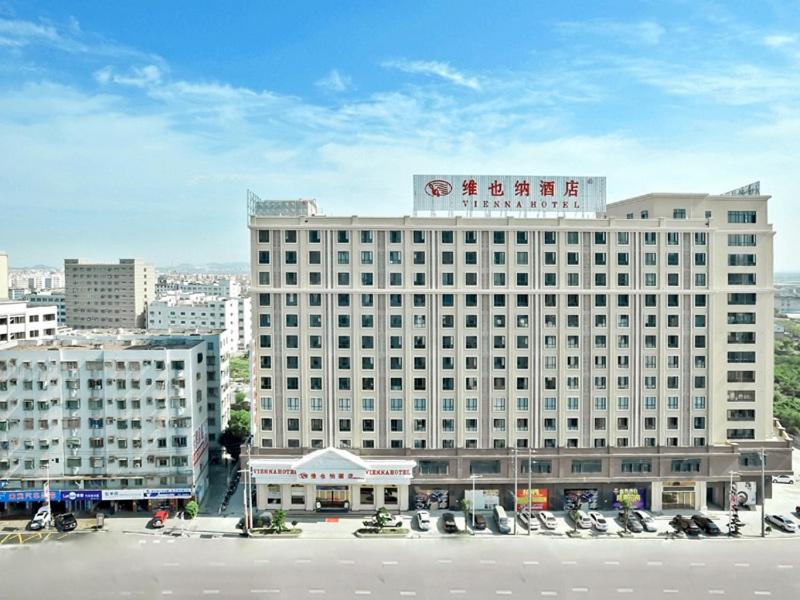 Vienna Hotel (Shantou Chaoyang Mianxi Road) 2/30