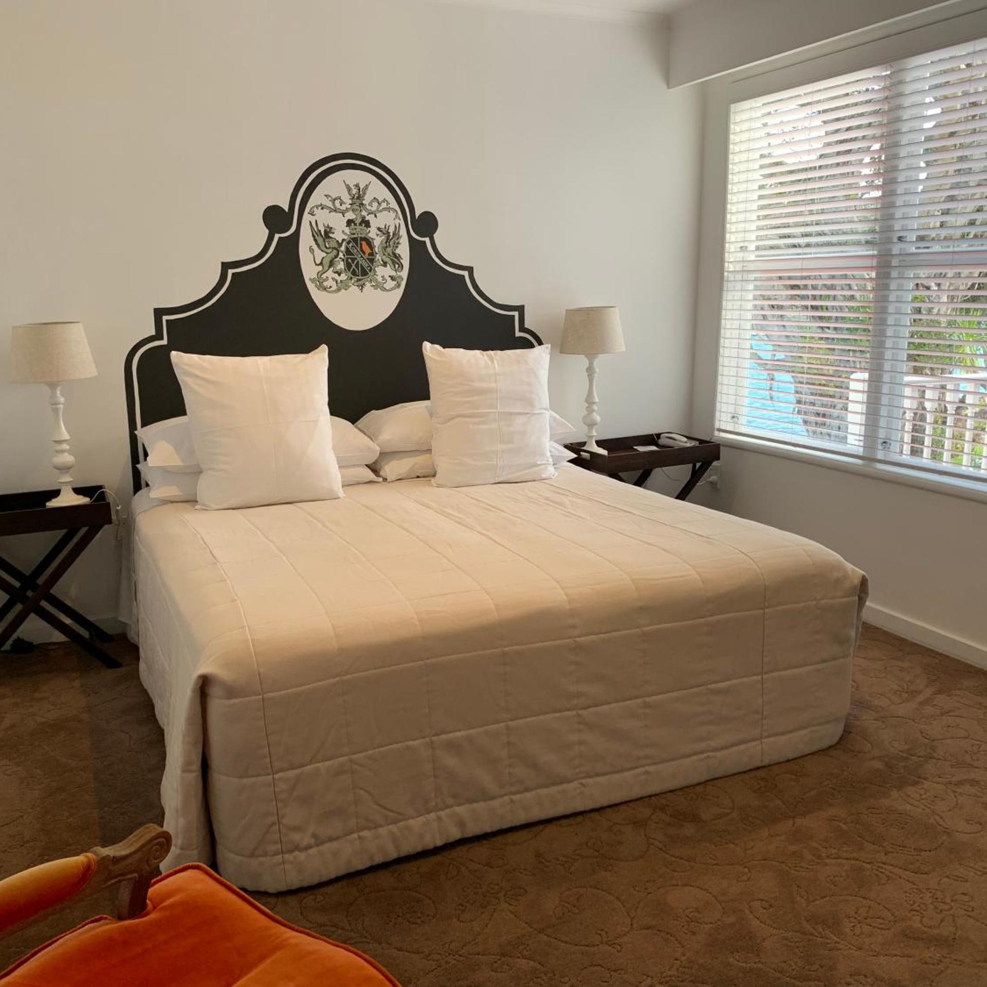 غرفة ديلوكس بسرير مزدوج أو سريرين منفصلين