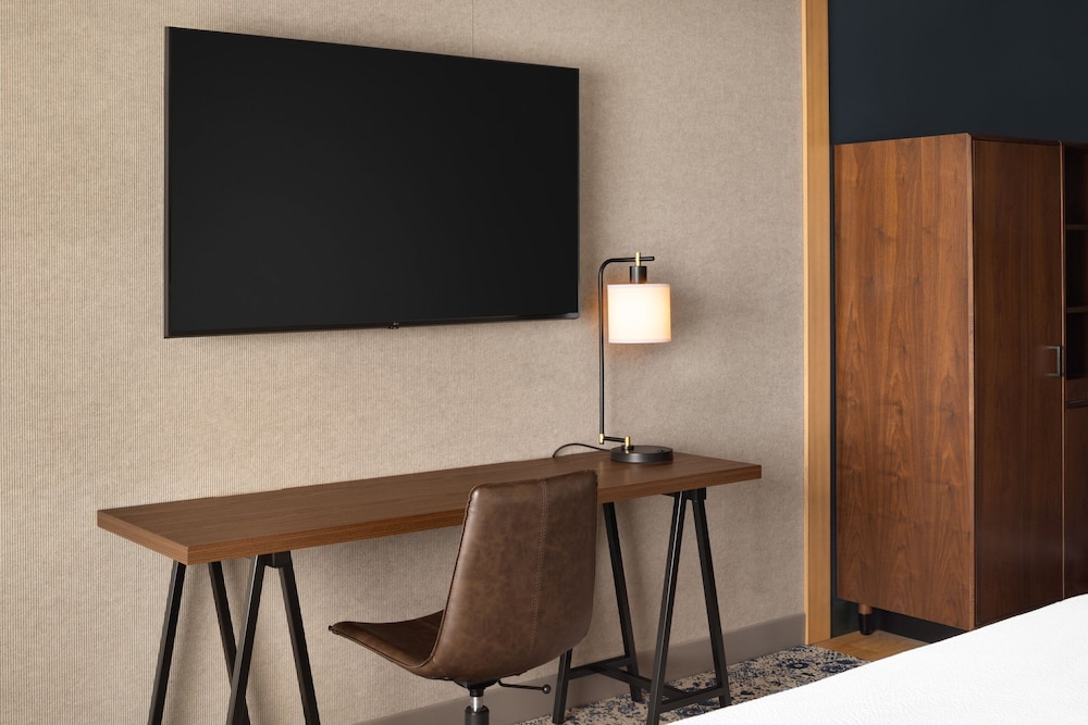 Four Points by Sheraton Penticton at the Convention Centre 33/44
