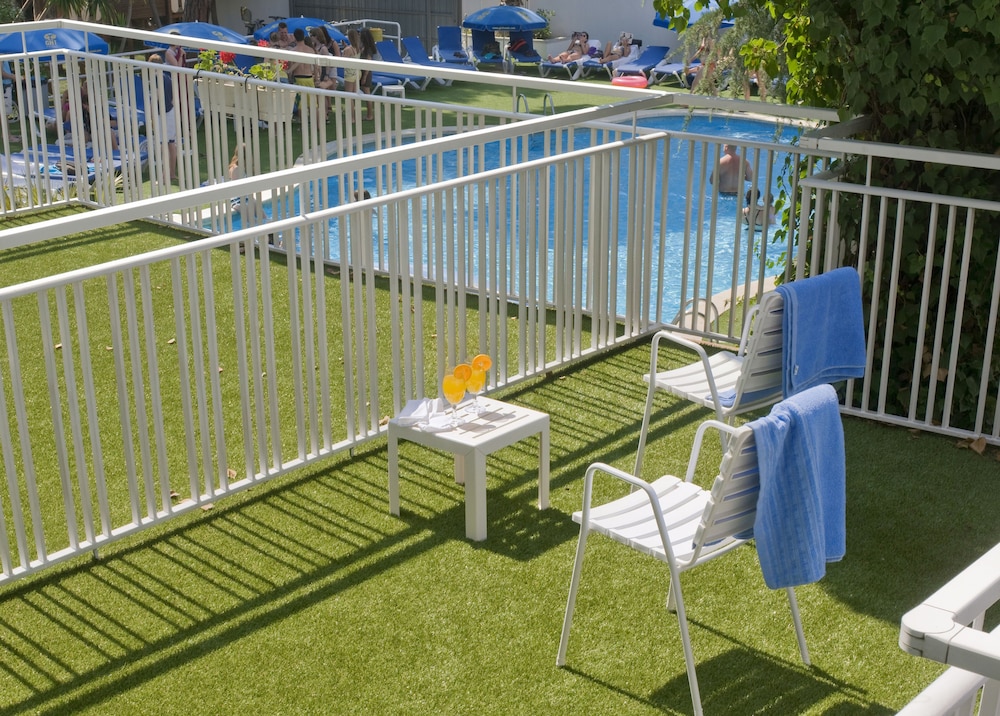 GHT Balmes Hotel, Aparthotel & Splash 76/78