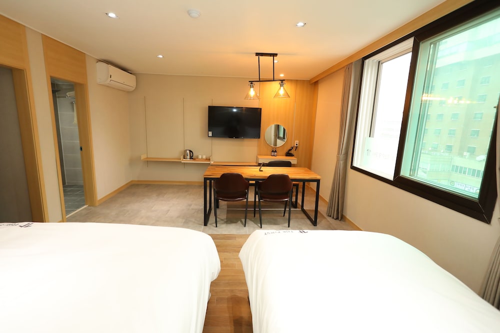 The First Hotel 21/48