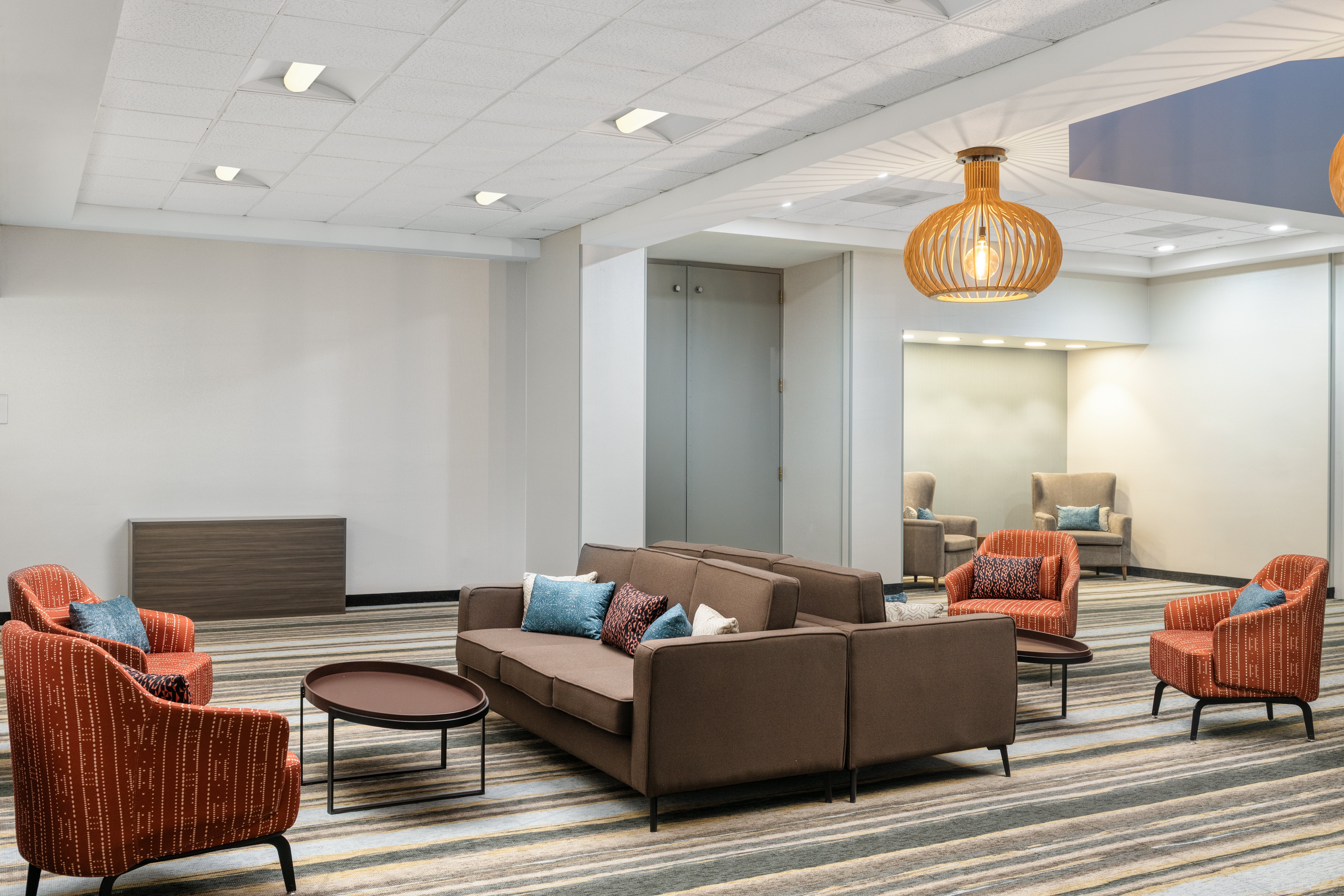 Holiday Inn Redding 38/68