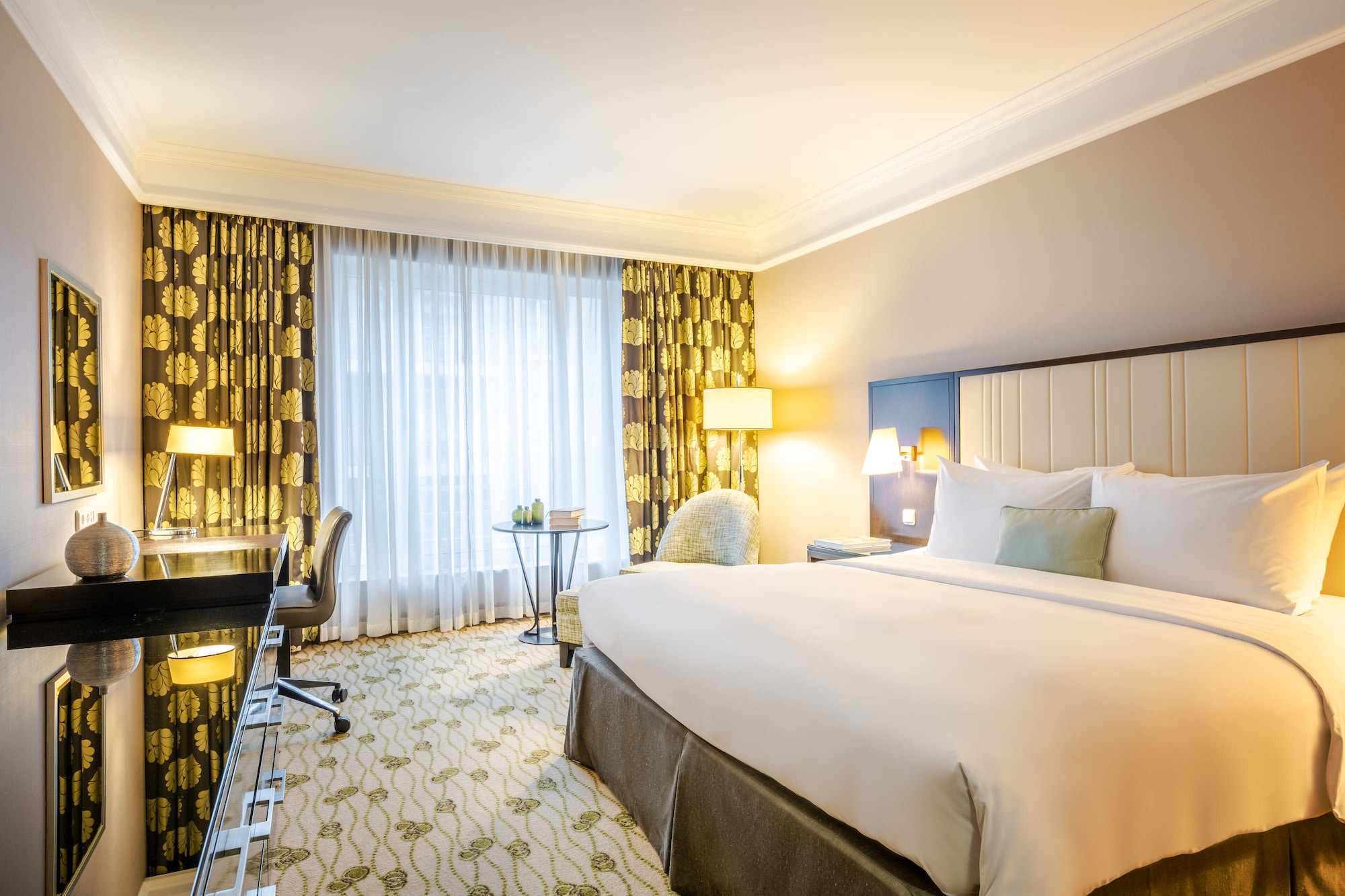 Deluxe, Twin Beds
