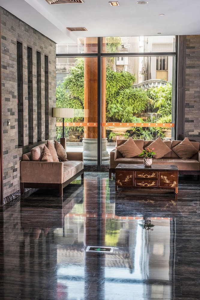 Xiang Yun Sha Garden Hotel 34/45