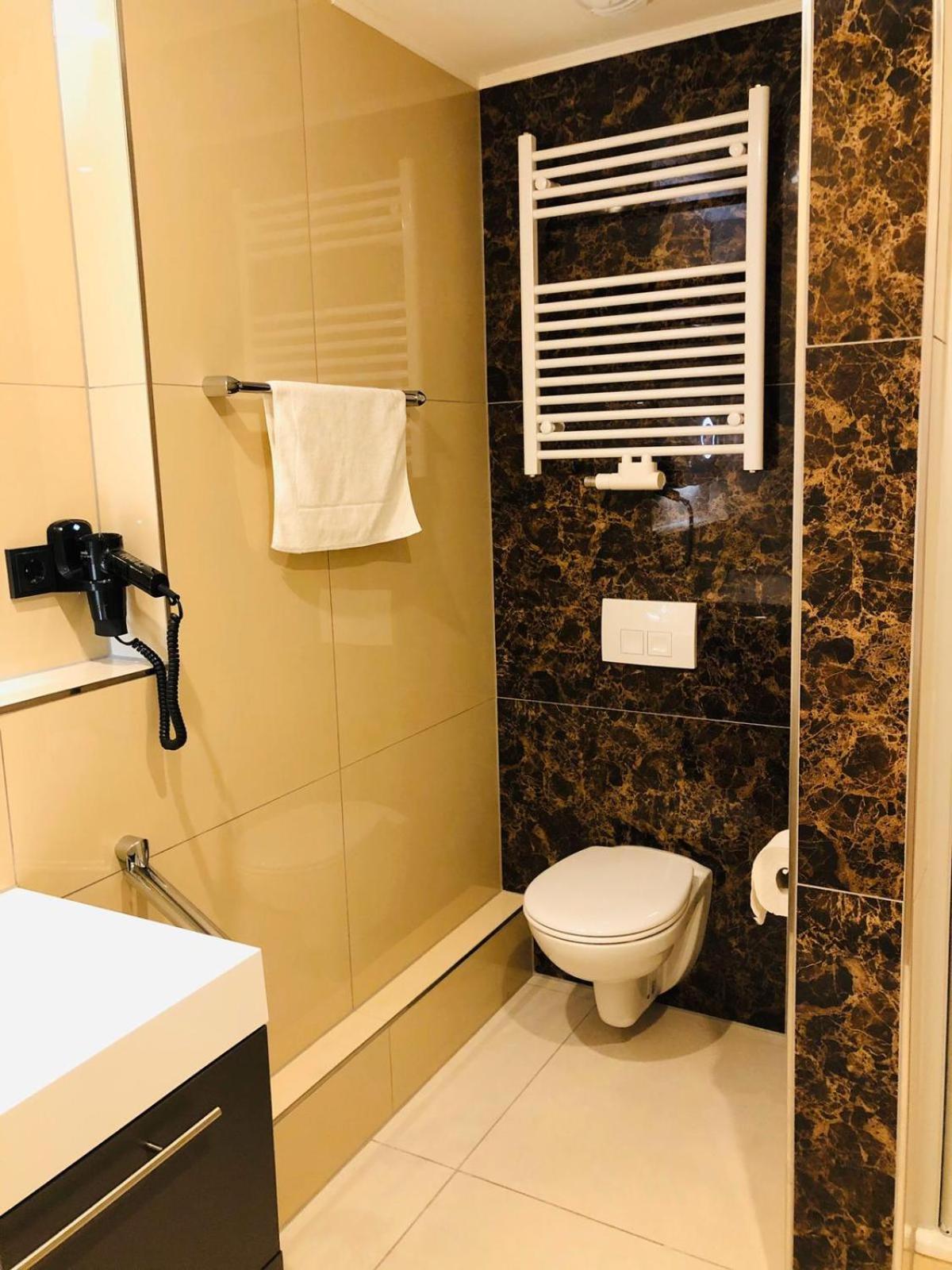 Hotel Elbgalerie Hamburg (Elbgalerie Hotel Hamburg) 46/47