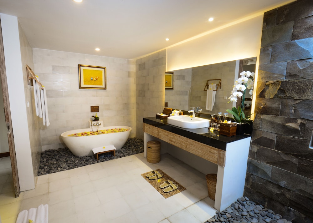 Purana Boutique Resort 8/76