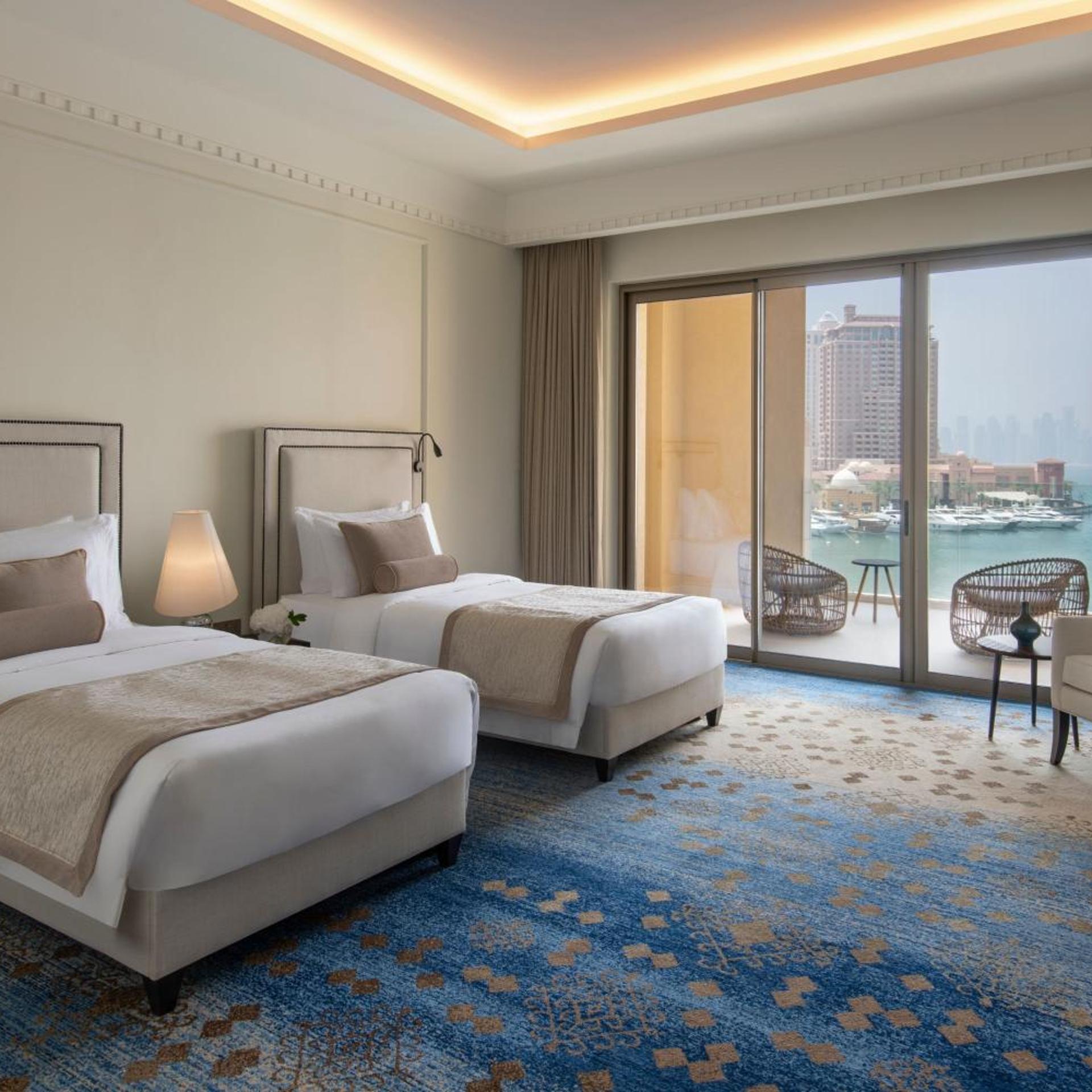 3 Bedrooms, Island, Royal, Suite, Sea View, Balcony، The St. Regis Marsa Arabia Island, The Pearl Qatar 3/10