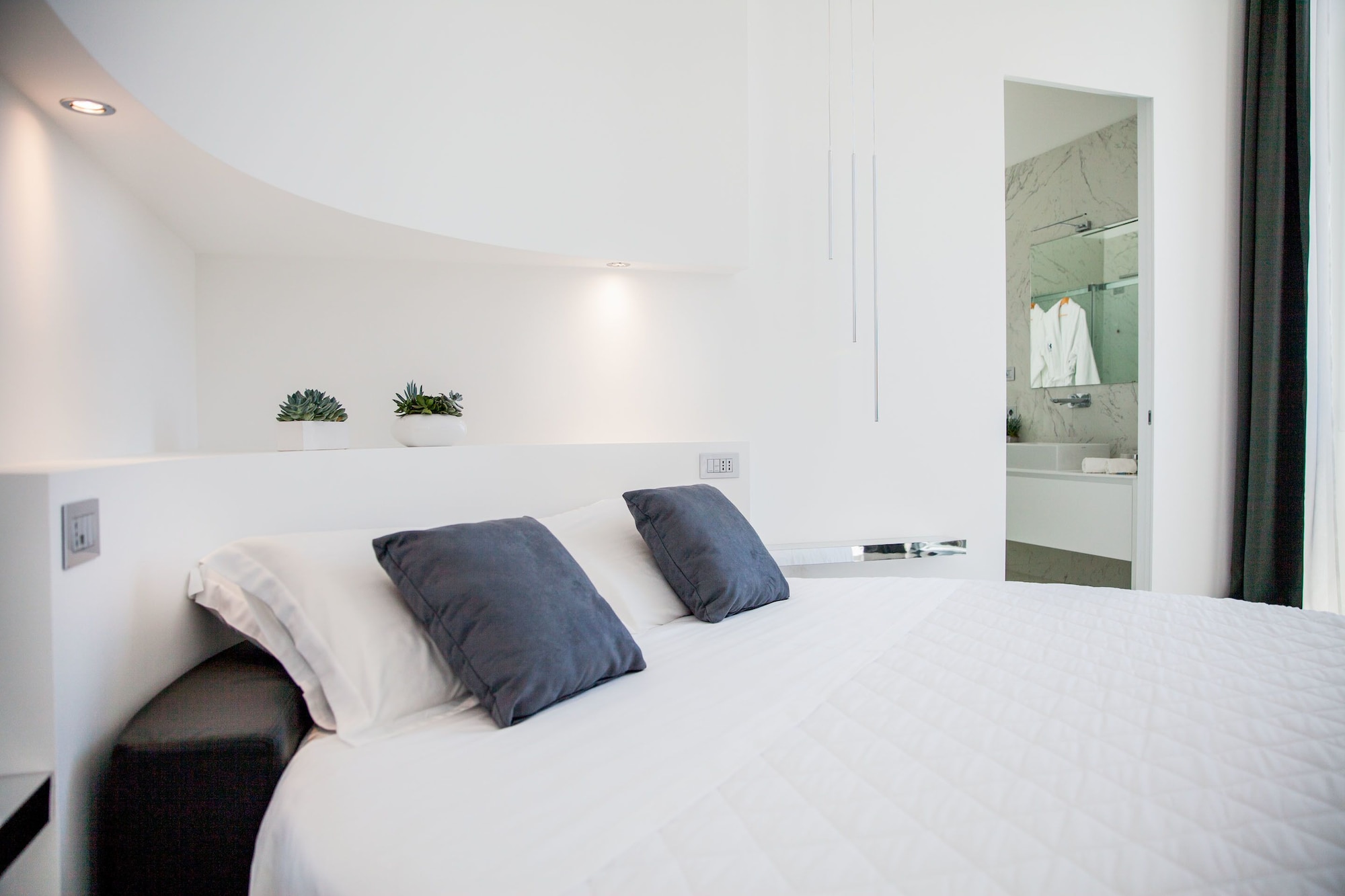 White Pearl, Suite, Double Bed, Sea View, Terrace