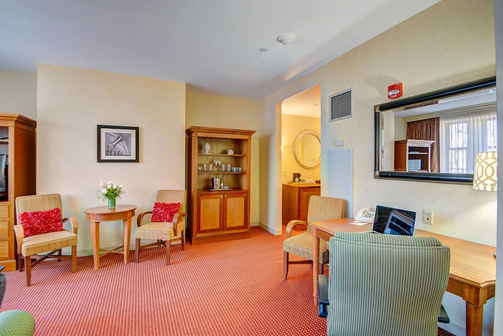 Wellsworth Hotel 22/55