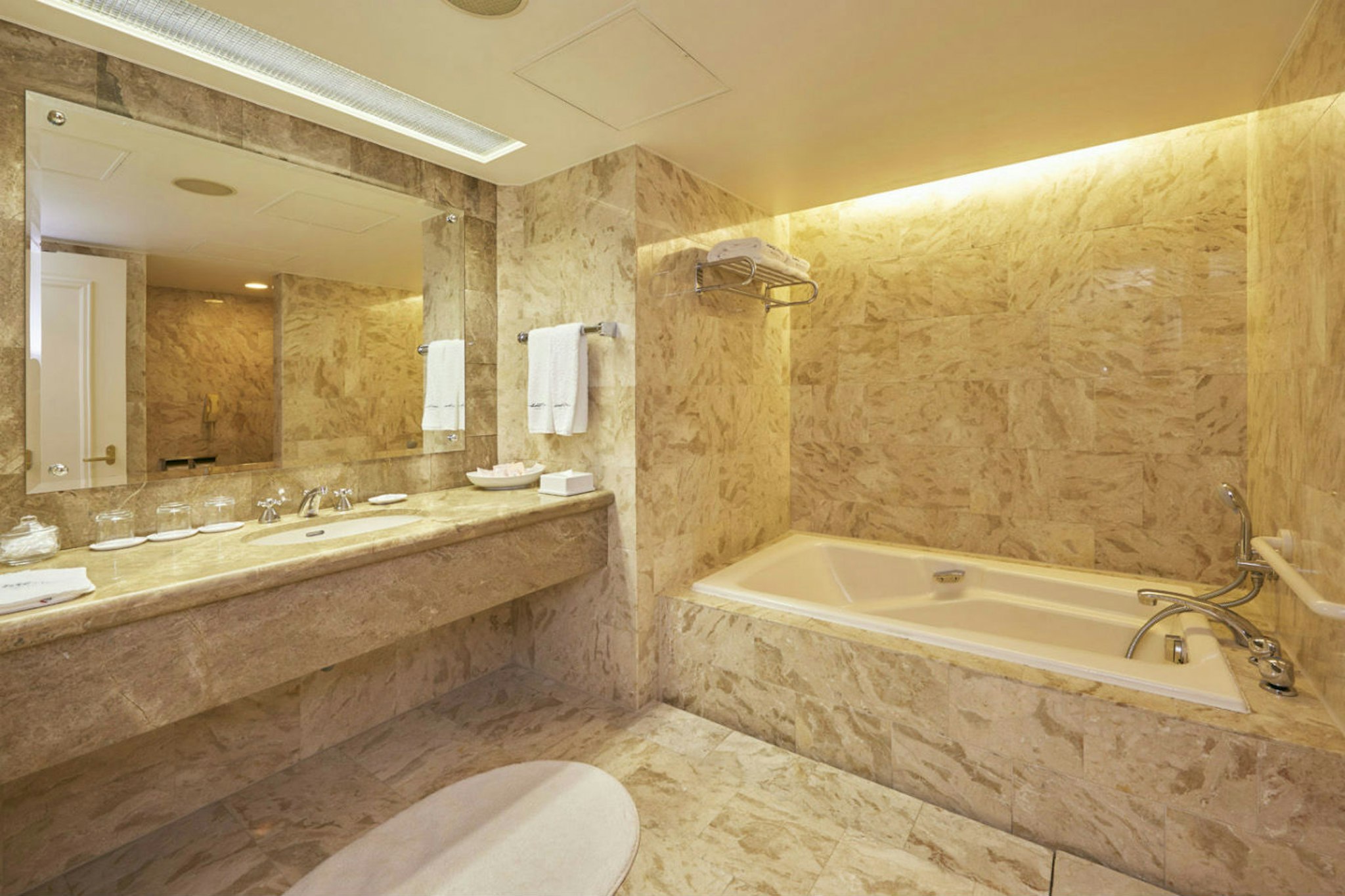 Hotel Okura Tokyo Bay 19/25