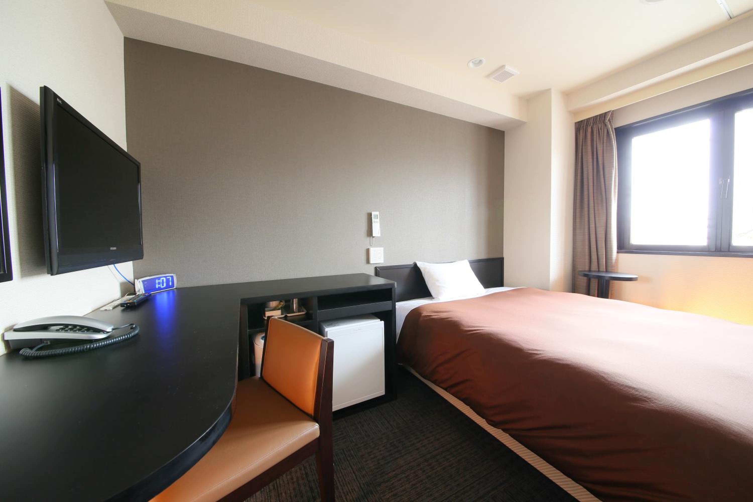 Room, Double Bed