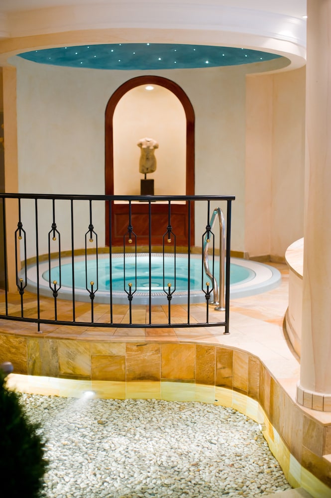 Romantischer Winkel Spa & Wellness Resort 11/67