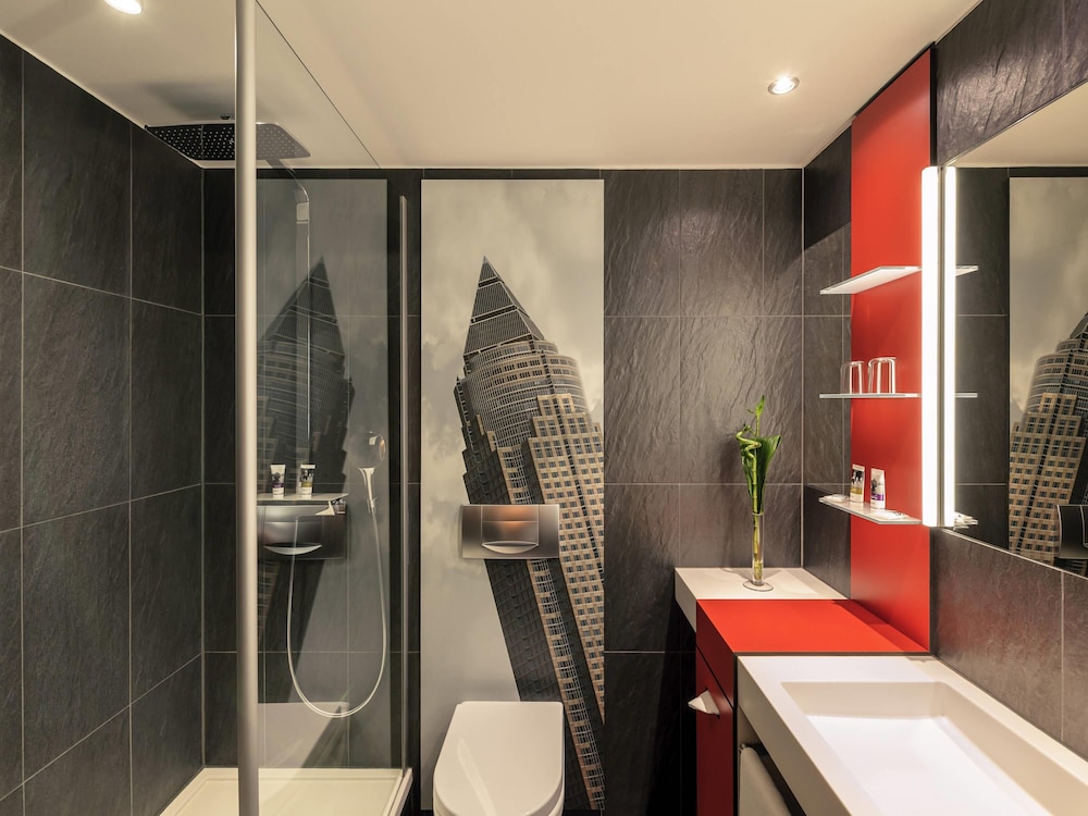 MERCURE HOTEL AND RESIDENZ FRANKFURT MESSE 81/82