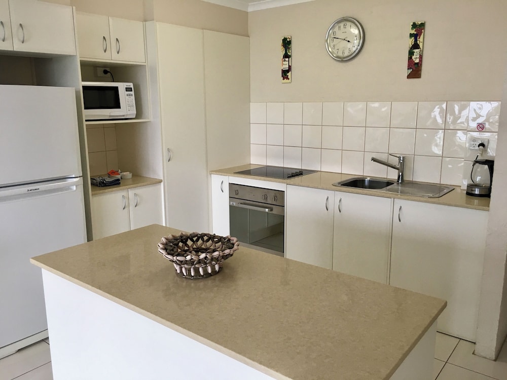 Burleigh Palms Holiday Apartments 58/75