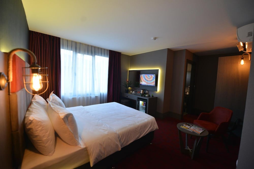 A11 Hotel 17/48