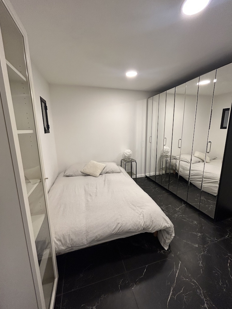 Chambre D'hôtes Liberté 24/53
