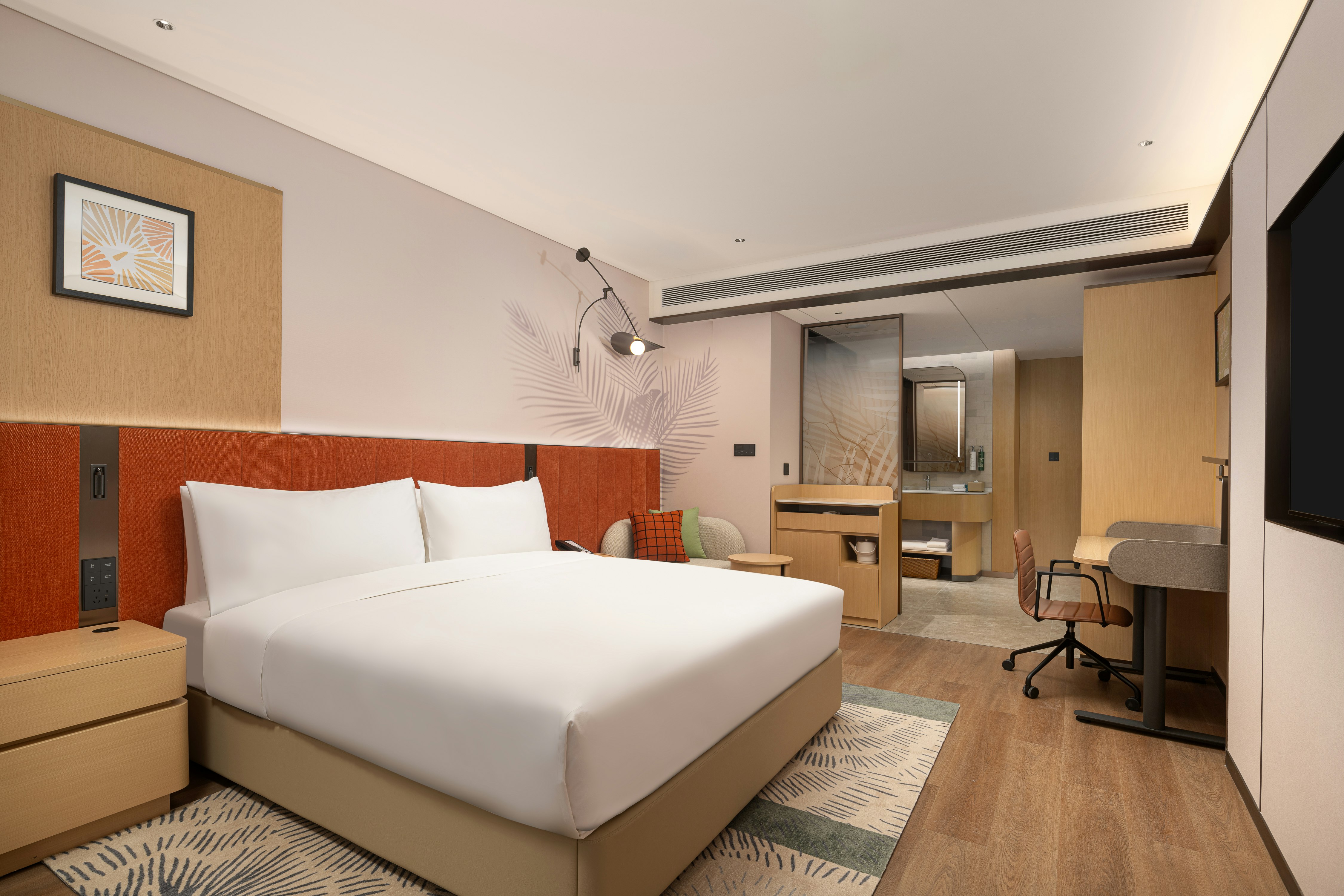 SUPERIOR, KING BED