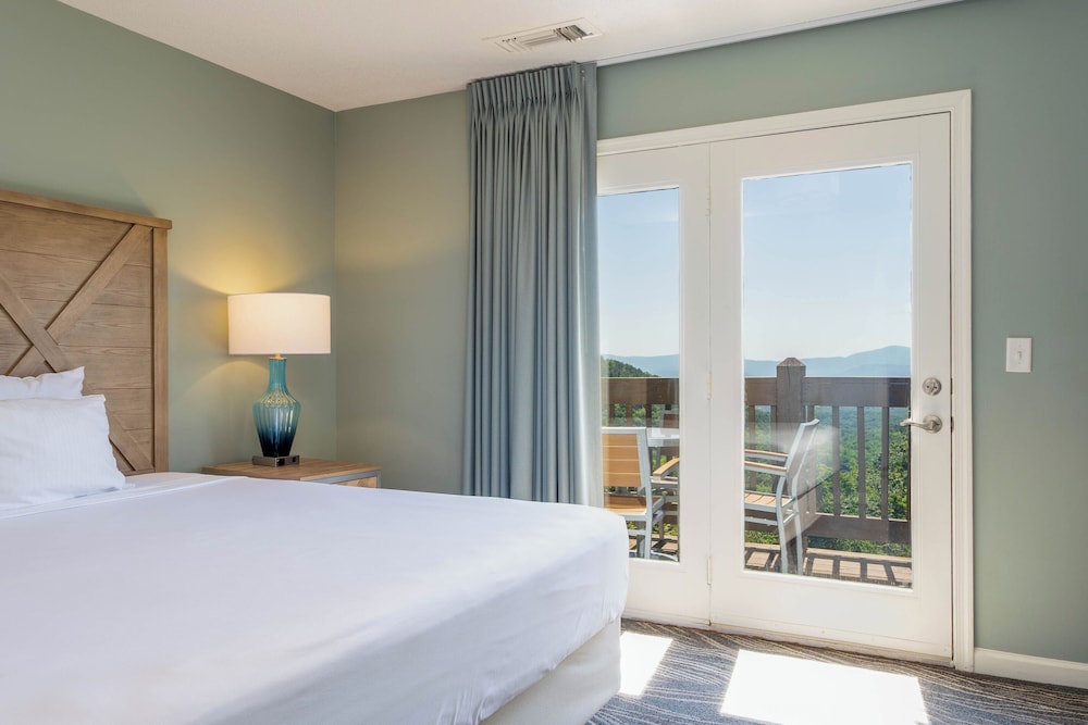 2 Bedrooms, Condo, Summit, Premium, Twin Beds, King Bed, with View, Sofa, Hot Tub, Kitchen