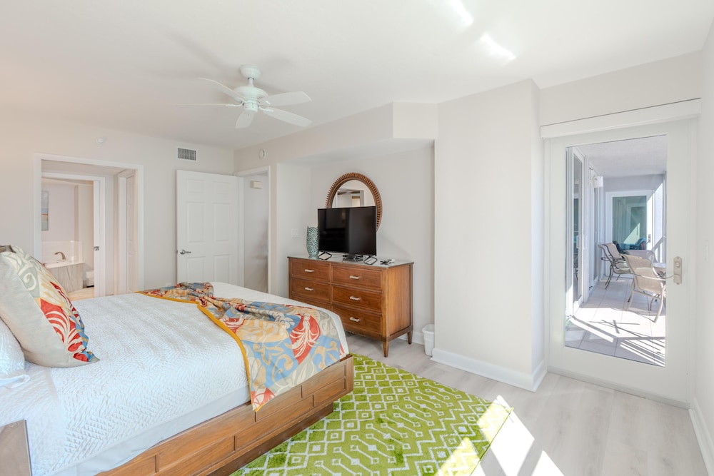 GullWing Beach Resort 28/50