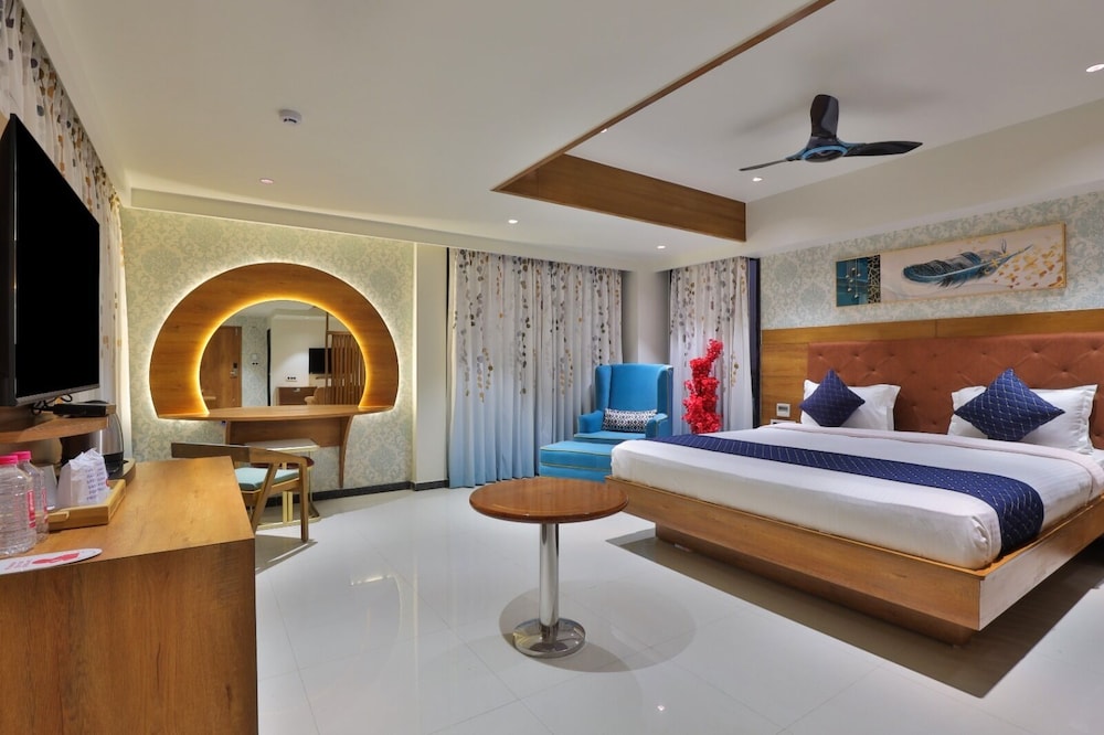 Hotel Empyrean 14/49