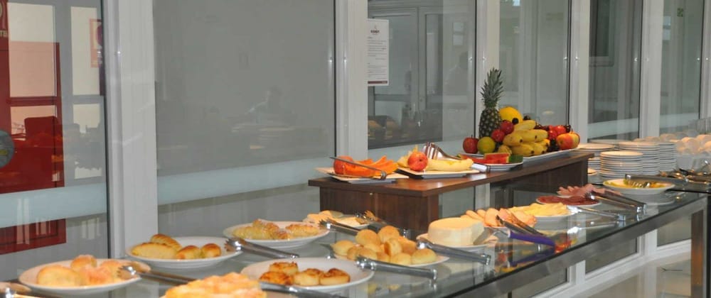 Kamur Plaza Hotel 28/41