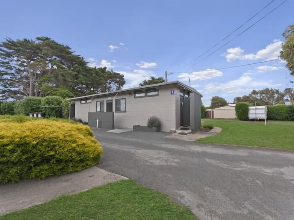 Gum Tree Caravan Park 21/24