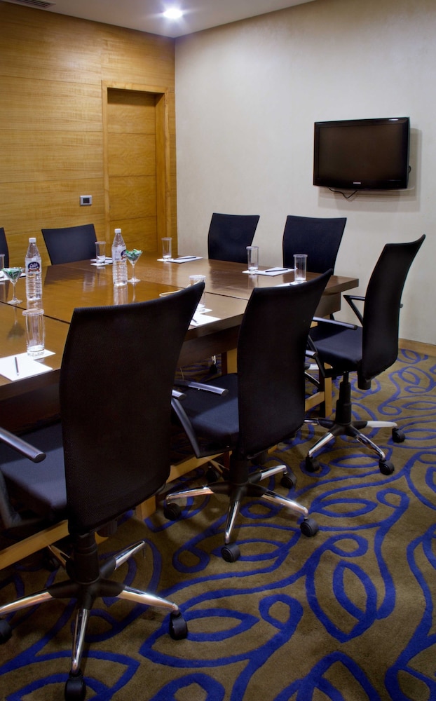 Radisson Blu Marina Hotel Connaught Place 68/75