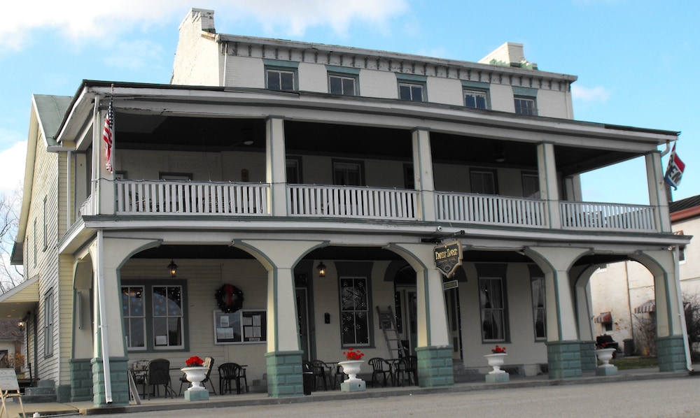 Empire House Hotel 3/59
