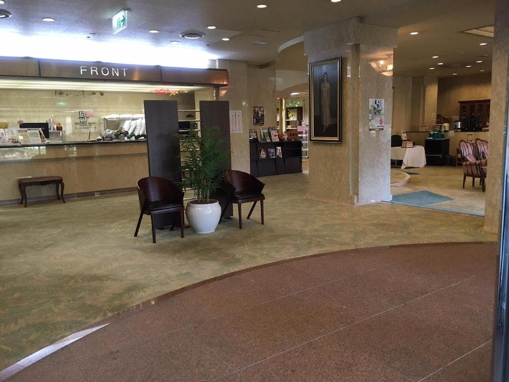 Breezbay Hotel & Resort Gero 9/77