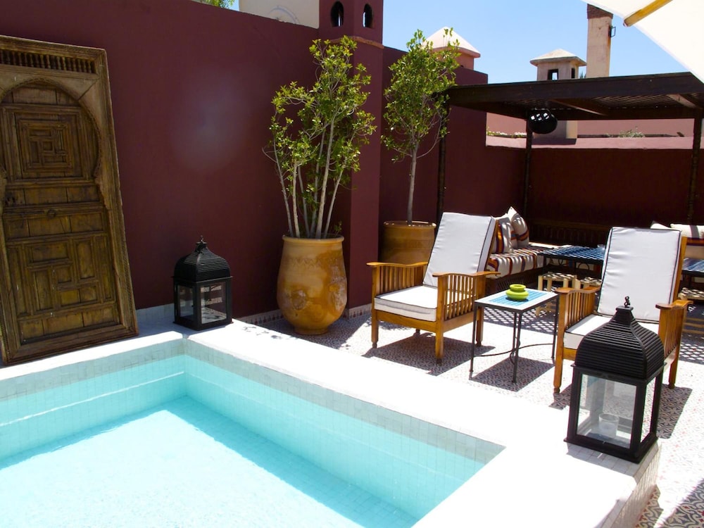 Riad Les Yeux Bleus 56/75