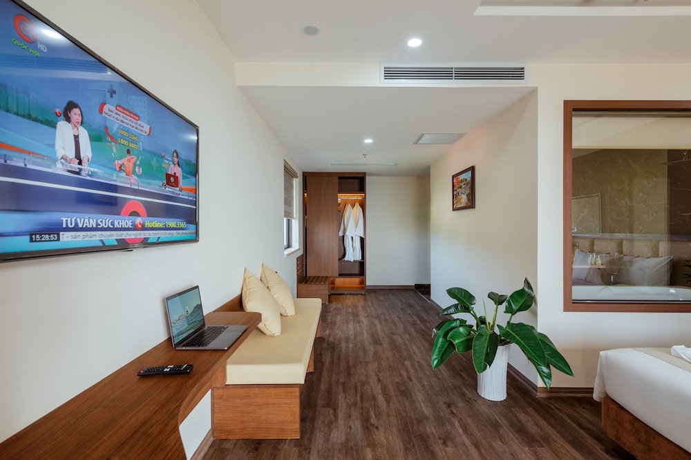 Aquasun Hotel 30/50
